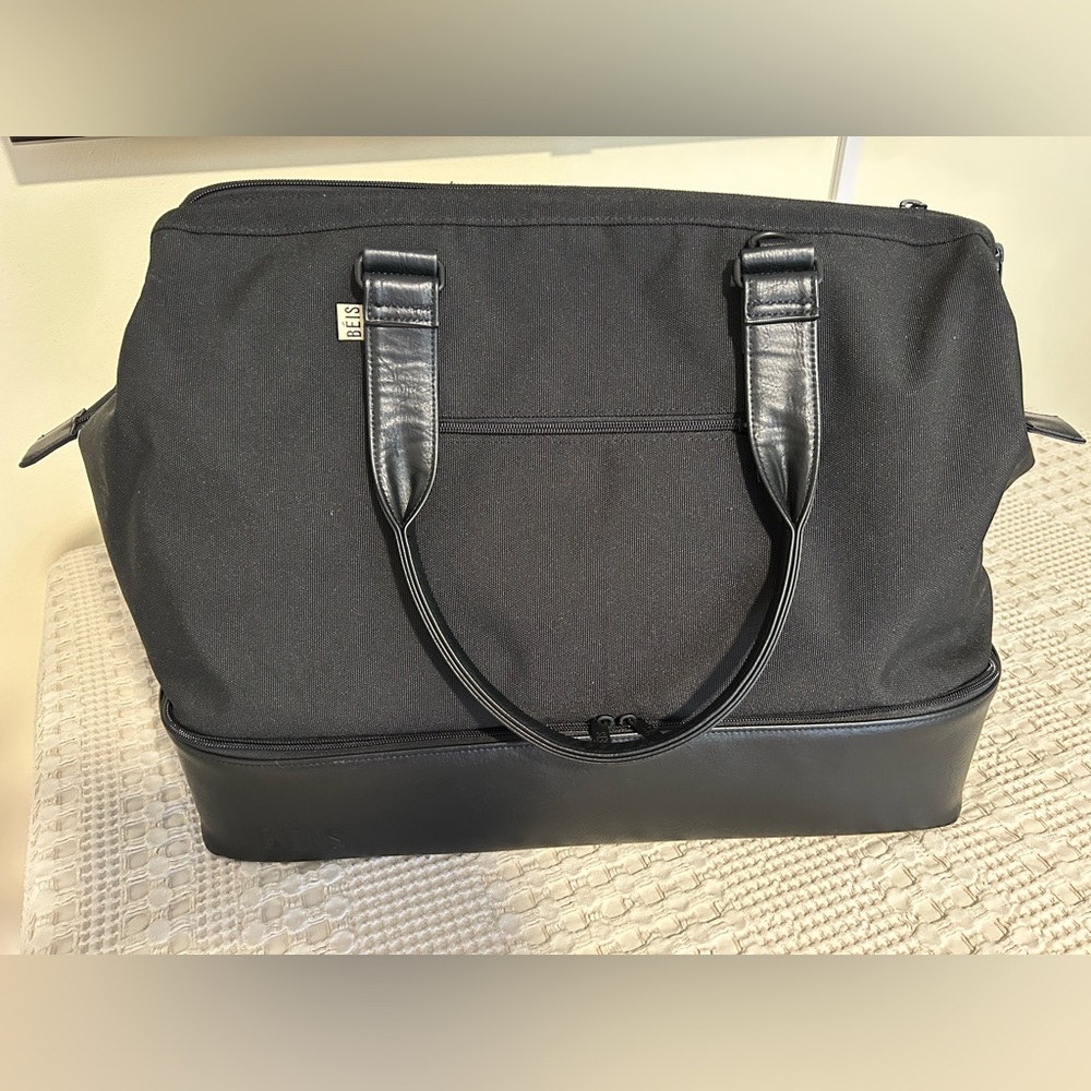 Beis Full Size Weekender Black Bag